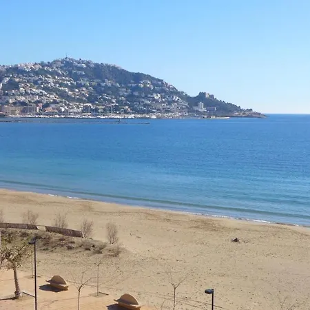 Apartment Gmid Immo Estudio Castell Nord